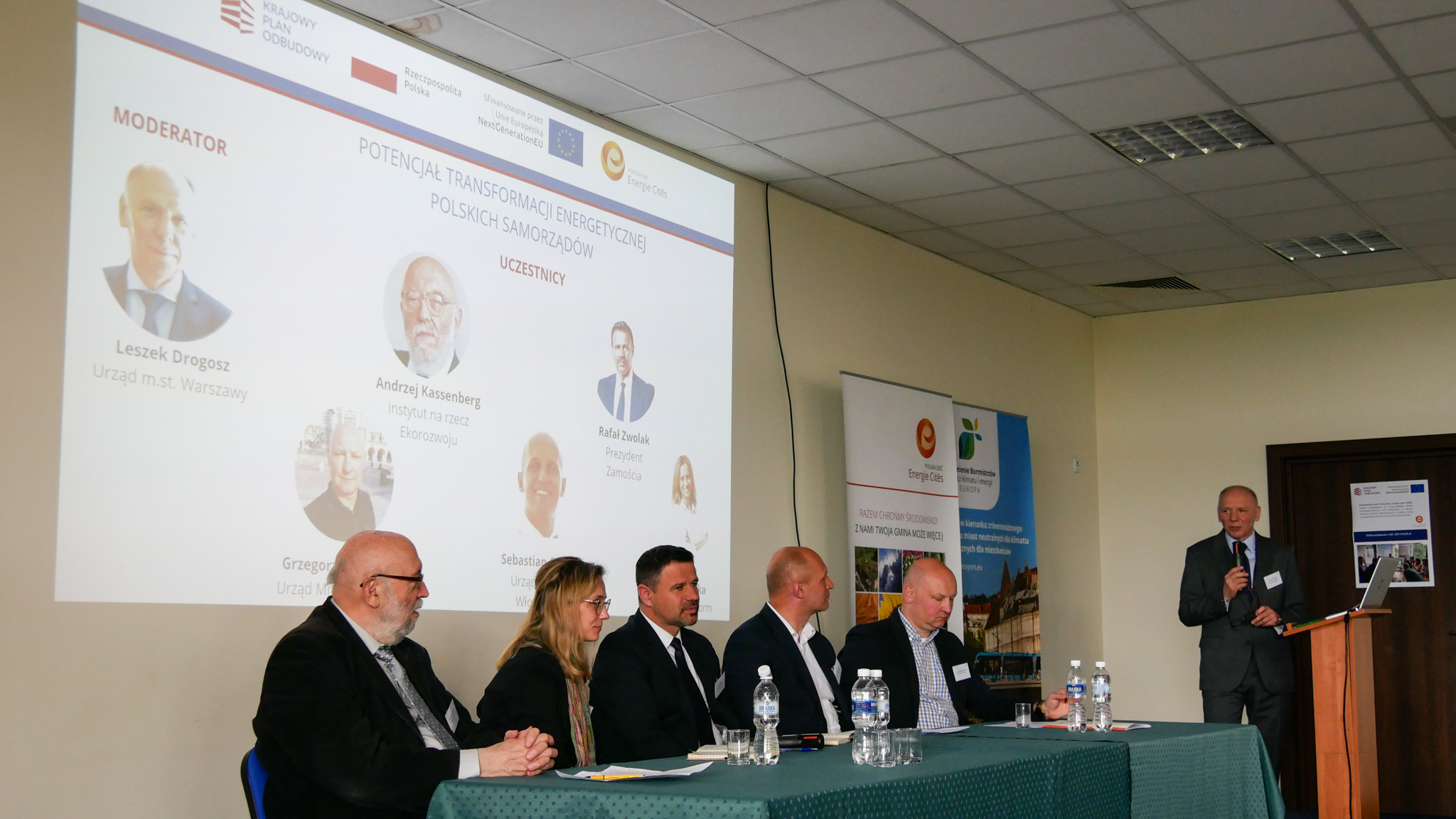 Seminarium w Jadwisinie 2025 r., uczestnicy dyskusji panelowej: A. Kassenberg, R. Zwolak, G. Grzybczyk, S. Górka, M. Anczewska; moderator: L. Drogosz